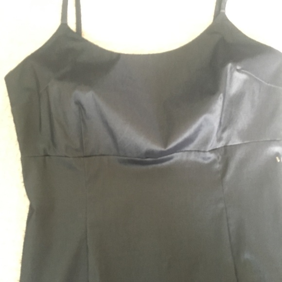 Elegant Black Long Evening Dress with Slit - Perfect for Weddings! - Picture 12 of 15